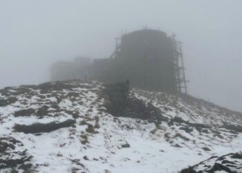 Туристів попереджають про складні погодні умови у Карпатах (ФОТО)