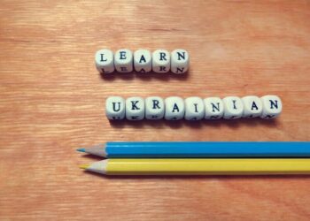 У Чернівцях учителька назвала “скотиною” учня ліцею, який попросив її говорити українською. Відео