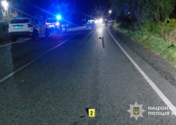 У селі Кострина 61-річний чоловік загинув під колесами автомобіля (ФОТО)