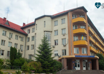 У Закарпатському кардіоцентрі проводять унікальні операції