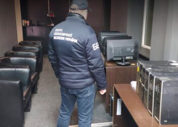 В Ужгороді адміністраторці підпільного казино присудили 500 тис. грн штрафу