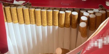 В Ужгороді чоловік облаштував у гаражі підпільну фабрику з виготовлення цигарок (ФОТО)