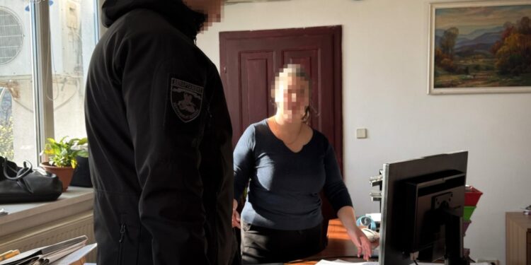 В Ужгороді викрили схему продажу фіктивних іспитів на водійські права (ФОТО)