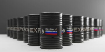 Війна: Експорт російської нафти стрімко падає, – Bloomberg