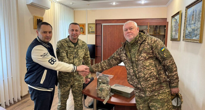 Військовослужбовець Роберт Іванчо активно допомагає військам, які боронять країну