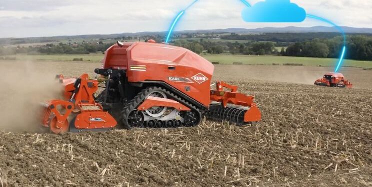 Kuhn показав автономний трактор KARL із розумним знаряддям – Техніка