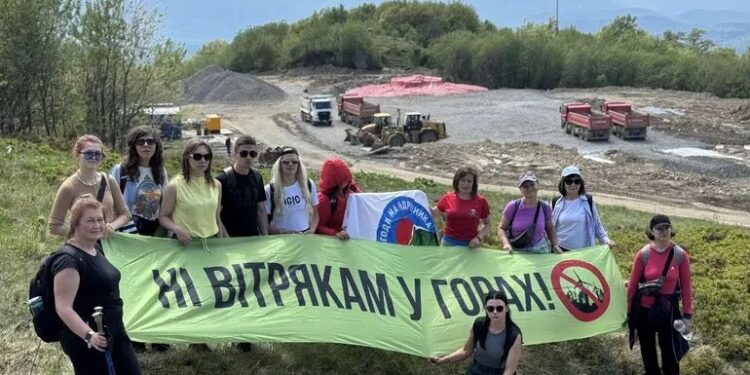 Корупційна схема ДІАМ. На чиєму боці держава, коли вершини Карпат забудовують вітряками?