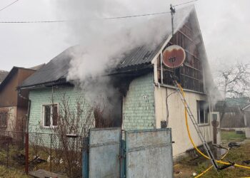 На Тячівщині під час пожежі у будинку загинув 61-річний чоловік (ФОТО)