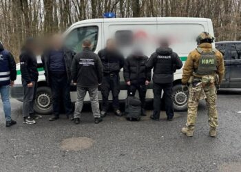 На Закарпатті затримали трьох фігурантів у схемі перевезення військовозобов’язаних інкасаторським авто (ФОТО)