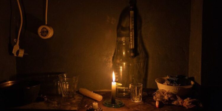 Новини України: Укренерго попередило про відключення світла 5 грудня