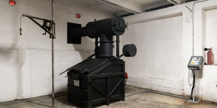 У Мукачеві запряцював перший в області крематорій для тварин (ФОТО)