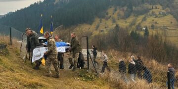 У селі Видричка на Рахівщині попрощалися із полеглим захисником Степаном Павлючком (ФОТО)