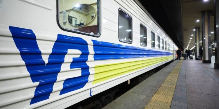 Укрзалізниця запускає 11 нових поїздів у графіку 2025–2026, зокрема до Закарпаття