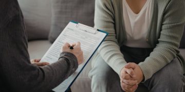Визнання людини недієздатною: коли й чому це може бути необхідно
